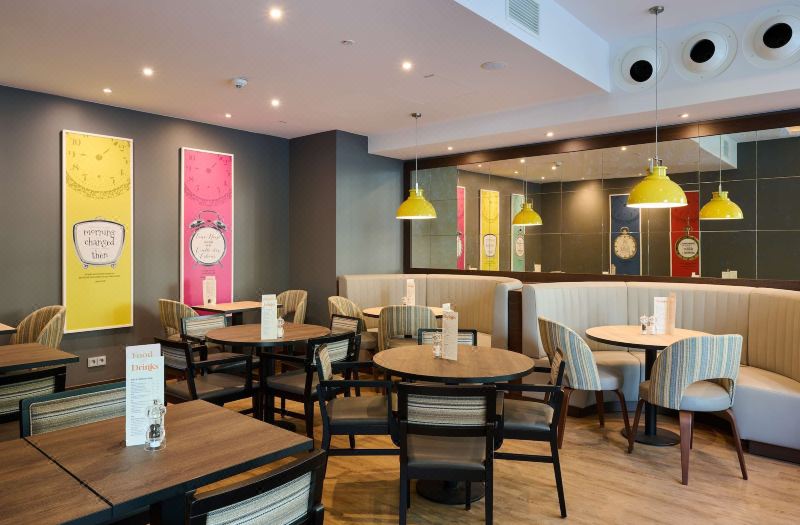 Premier Inn Frankfurt Eschborn photo 5