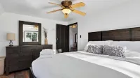 Emerald Overlook by Avantstay Mountain Cabin Lake Views + Hot Tub + Fire Pit - 4-Star