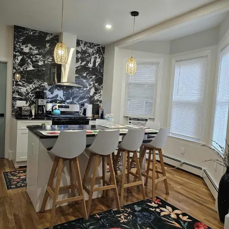 Stylish & Cozy Boston Retreat Near Train Station, Parks & Cafés