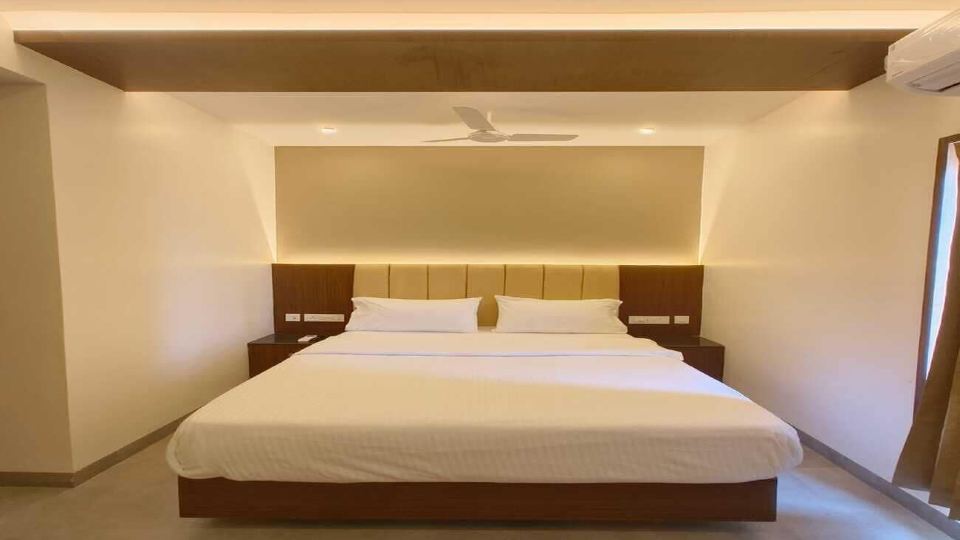 Arthana Grand Inn