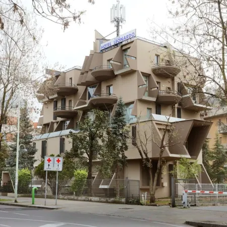 Hotel Leonardo