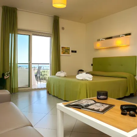 4 Spa Resort Hotel