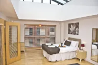 Base Serviced Apartments - Duke Street - balcony