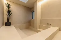 Hound hotel chuncheon - 3-Star