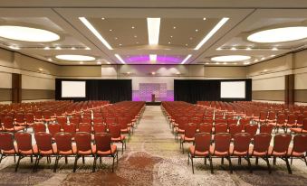 Embassy Suites by Hilton Charleston Airport Hotel & Convention Center