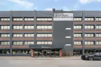 Hotel Montreal Metropolitan, an Ascend Collection Hotel - sarapan