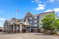 Country Inn & Suites by Radisson, Bowling Green, KY - موقف سيارات