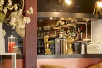 Hotel Arc-En-Ciel Colmar Contact Hotel - bar