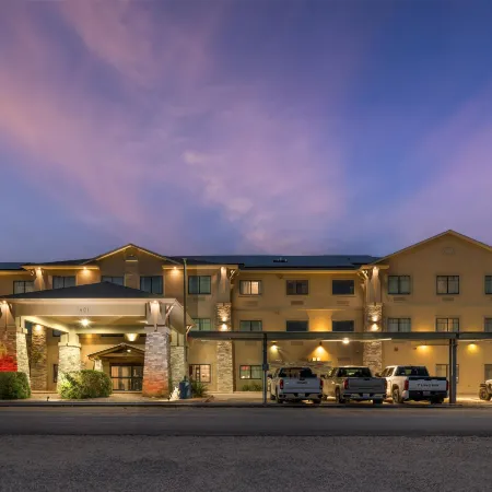 Best Western Plus Big Lake Inn
