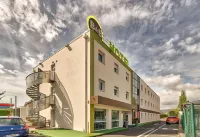 B&B HOTEL Clermont-Ferrand Sud Aubière - Parking