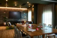 Moxy Charleston Downtown - 3 stelle