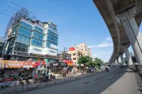 Metro Stay Guest House - 2-Star