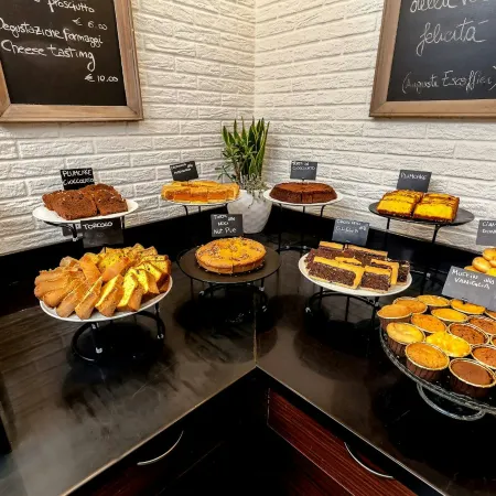 La Meridiana Bleisure Hotel
