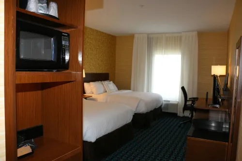 Fairfield Inn & Suites Bowling Green - Parking