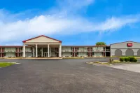 Red Roof Inn & Suites Cave City - Motels