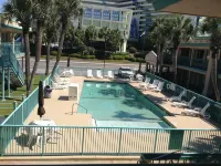 Royal Palace Inn and Suites Myrtle Beach Ocean Blvd - Private Pools