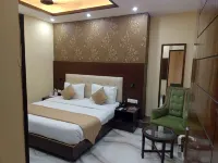 Mix Grand Family Restaurant - موقف سيارات
