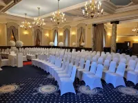 Golden Lion Hotel - 3-Star