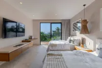 Casa Villanas | Acapulco, Fully Staffed - 按摩浴池