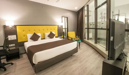 โรงแรมมุมไบเฮาส์ ไอโรลี นาวีมุมไบ - วิวภูเขา