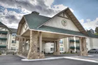 Lodge at Five Oaks Pigeon Forge - Sevierville
