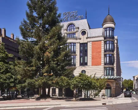 維多利亞希爾達絲綢酒店 阿拉瓦省酒店