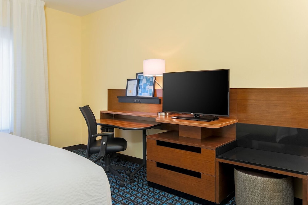 Fairfield Inn & Suites Alexandria