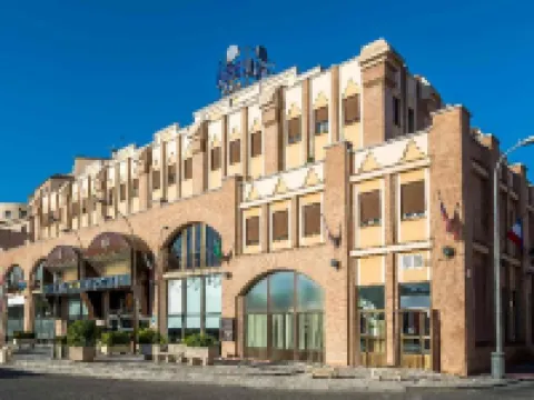 HOTEL ZENTRAL MAYORAL TOLEDO โรงแรมในโตเลโด