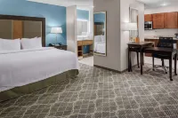 Homewood Suites by Hilton Wauwatosa Milwaukee Hotels near Men＇s Wearhouse