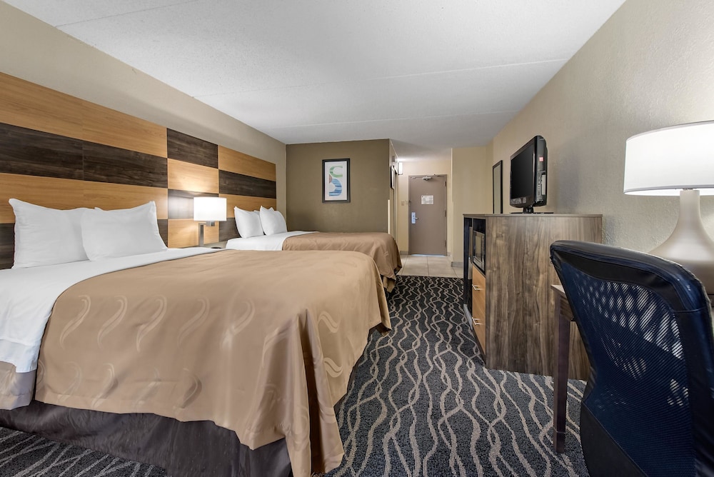 Quality Inn & Suites Lafayette I-65