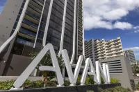 Avani Broadbeach Residences Hotels near The Oasis Shopping Centre