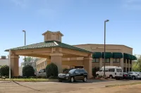 Quality Inn Hotels in Magee