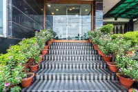 Hotel Rialto Hotels in Guwahati
