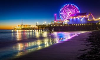 Venice on the Beach Hotel