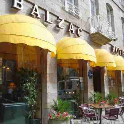 Balzac Hôtel Restaurant Hotel Exterior