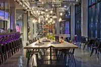 Moxy Stuttgart Airport/Messe Hotels in Leinfelden-Echterdingen