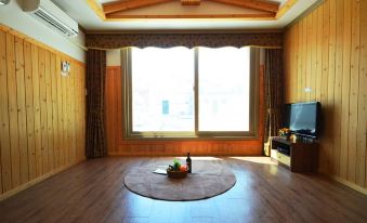 Namwon Urang Town Pension