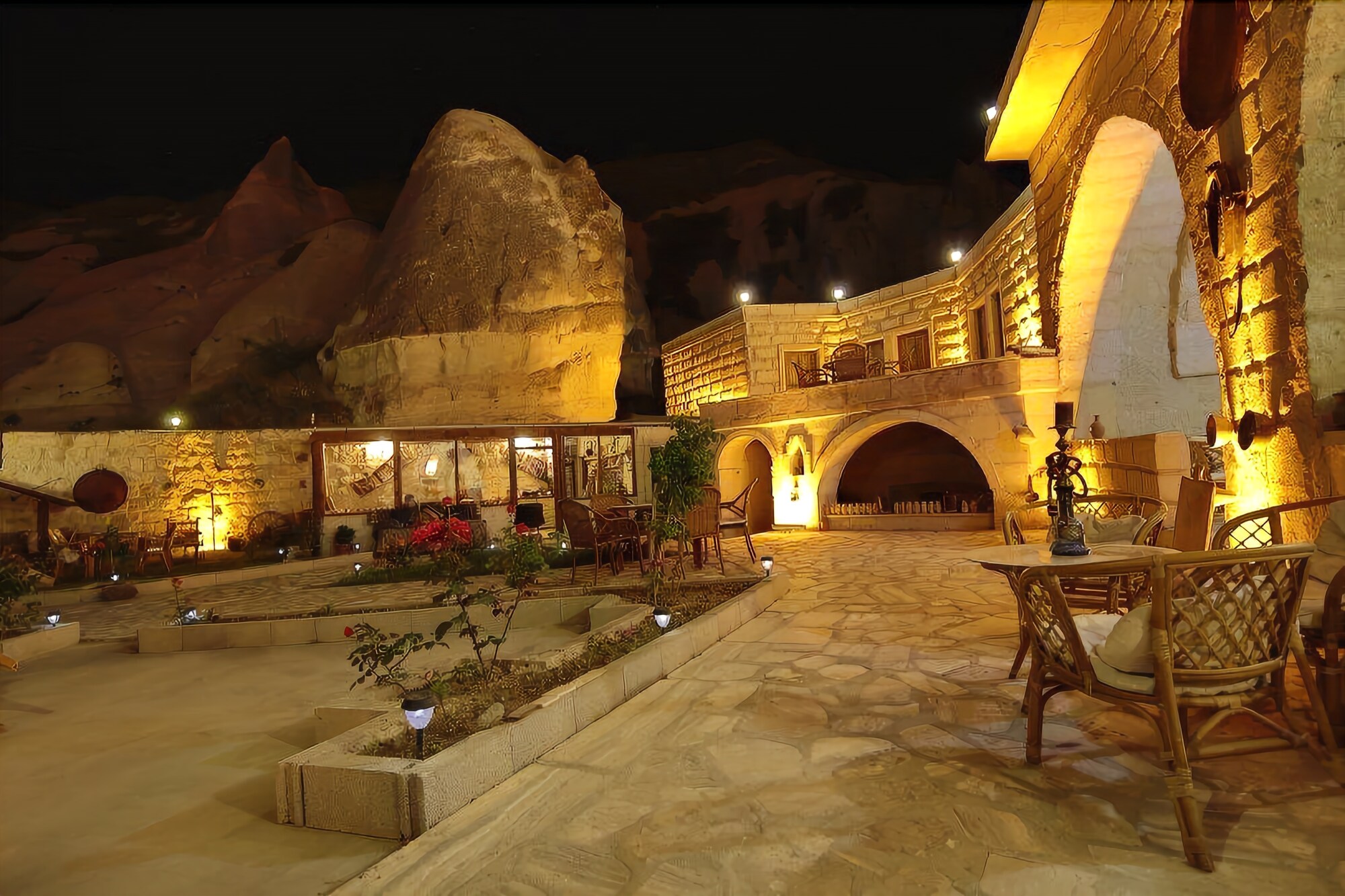 Kayatas Cave Suites