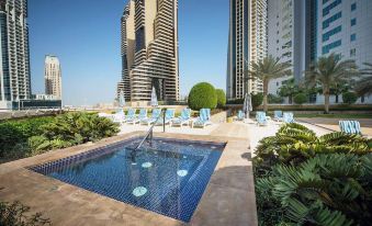 Luxury Apartment with Dubai Marina Views
