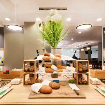 Hampton by Hilton Krakow