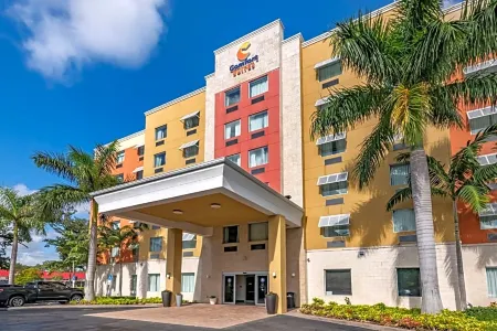 Comfort Suites Fort Lauderdale Airport South & Cruise Port