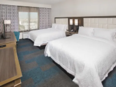 Hampton Inn & Suites LAX El Segundo Hotels in El Segundo