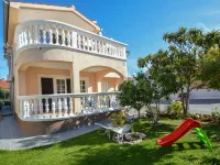 Mladen Hotel a Murter