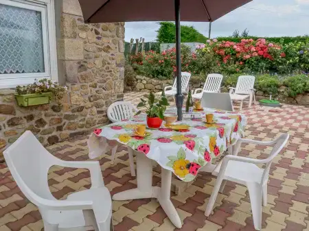 Chez Yvonne Отели в г. Плёбьян