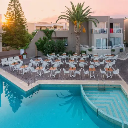 Nefeli Hotel