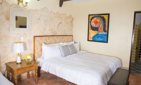 Hotel Doña Elvira - Housity