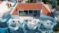 Yalicapkini Boutique Hotel فنادق في Gulluk