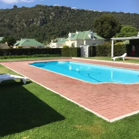 20 River Club Villas