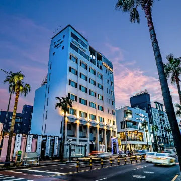 Check Inn Hotel Jeju Отели рядом с достопримечательностью «Храм Самсонхёль»