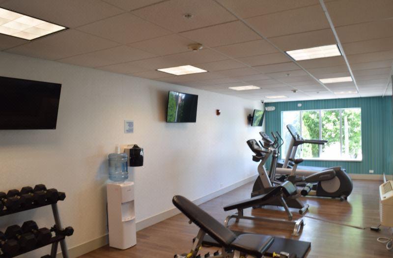 Holiday Inn Express & Suites Sparta by IHG photo 2